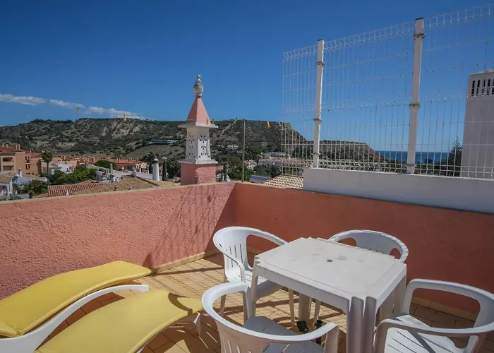 Casa Dos Avozinhos, Da Tatil Evi
