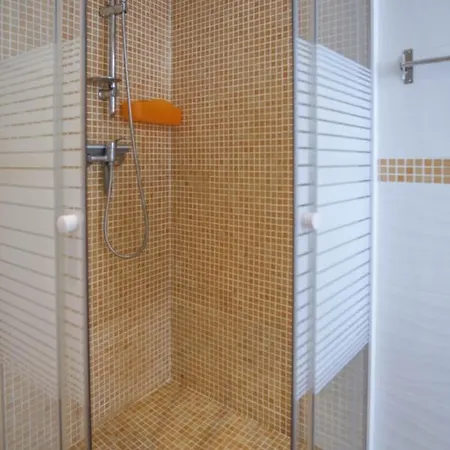 Casa Dos Avozinhos, Da