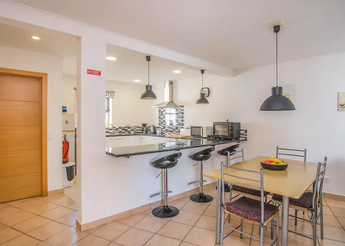 Casa Dos Avozinhos, Da בית נופש