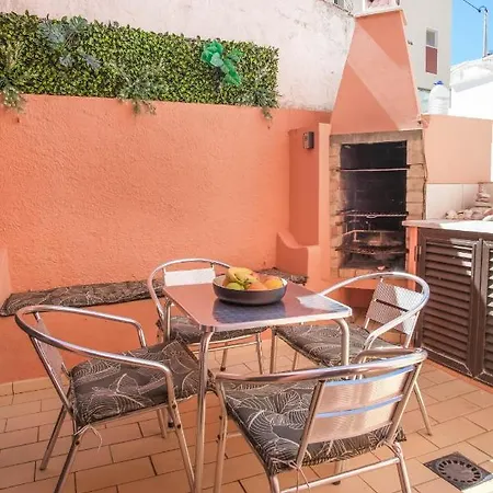 Casa Dos Avozinhos, Da * Luz