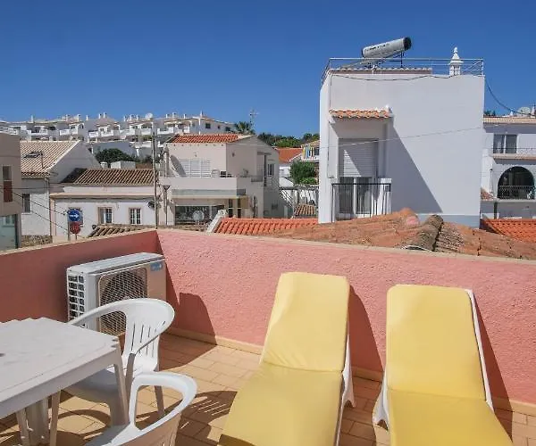 Casa Dos Avozinhos, Da